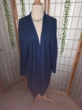Dialogue Long Open-Front Ribbed Cardigan in Deep Blue